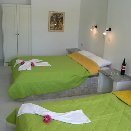 Apartment Mirsini