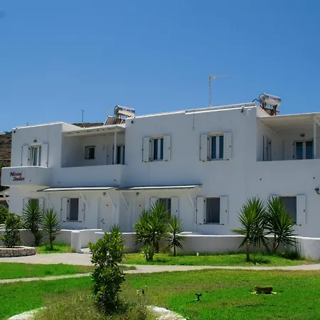 Mirsini Apartament *