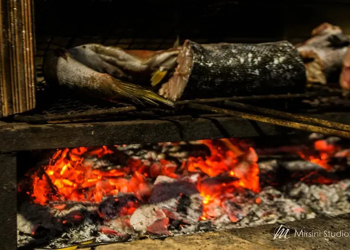 Mirsini Apartamento Parasporos