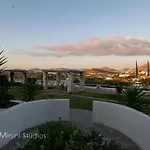 Mirsini 아파트