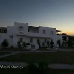 아파트 Mirsini
