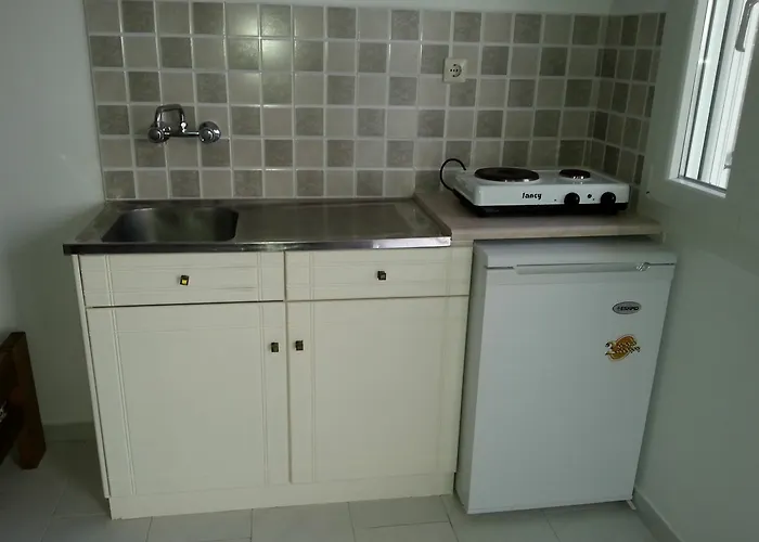 米尔斯尼公寓酒店 * 帕拉斯波罗斯